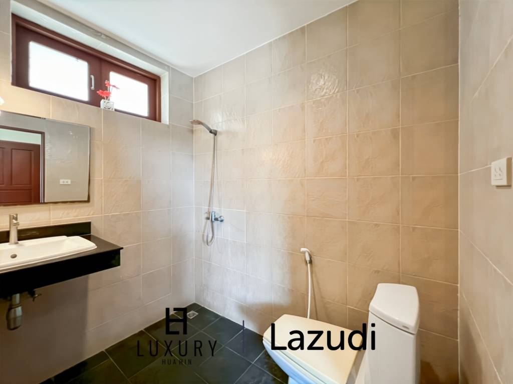 438 平方米 4 床 4 洗澡 别墅 对于 销售