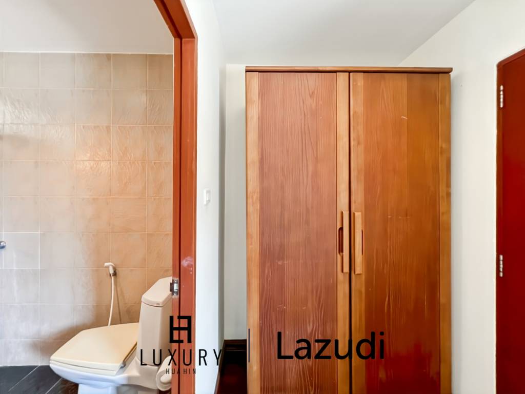 438 平方米 4 床 4 洗澡 别墅 对于 销售