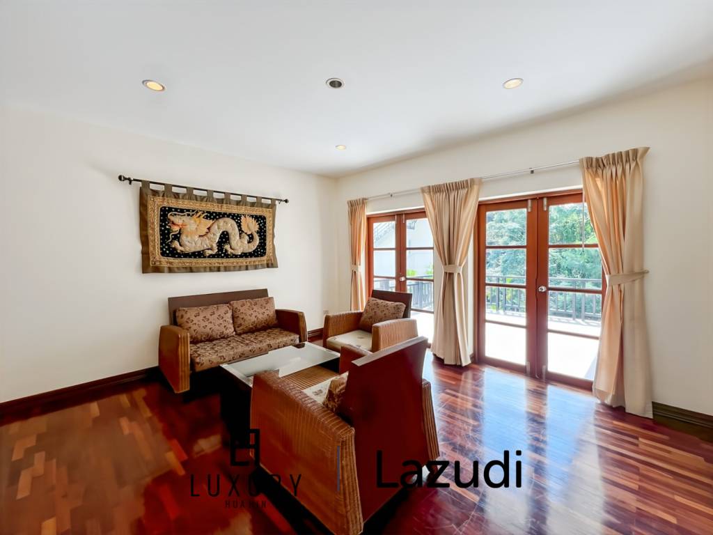 438 平方米 4 床 4 洗澡 别墅 对于 销售