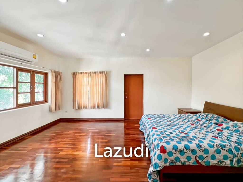 2-Storey Villa with 4 Bedroom and Private Pool in Hua Hin Grand Hills Soi 88