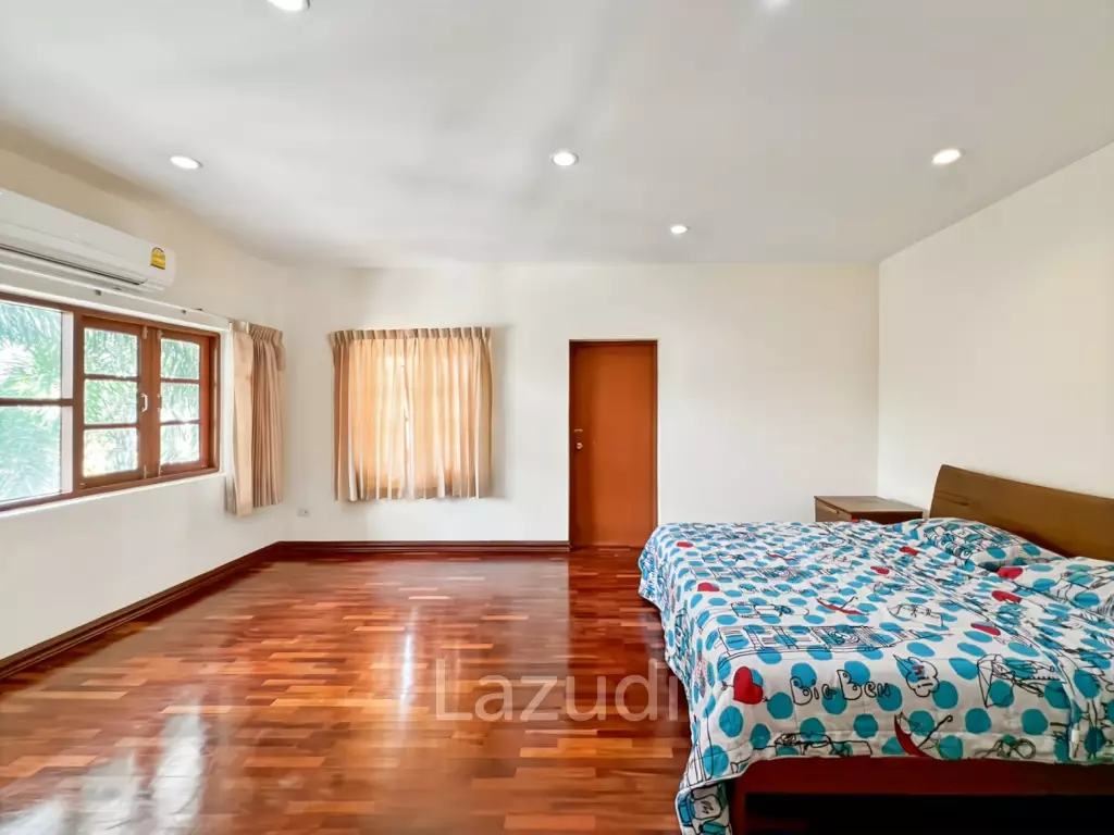 2-Storey Villa with 4 Bedroom and Private Pool in Hua Hin Grand Hills Soi 88