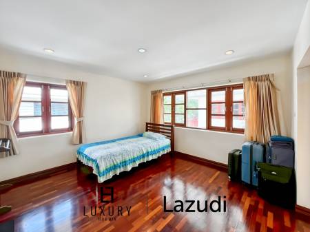 438 平方米 4 床 4 洗澡 别墅 对于 销售