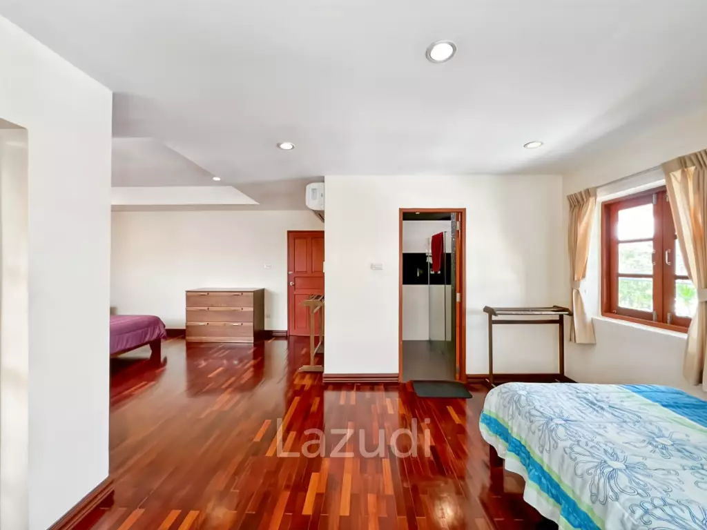 2-Storey Villa with 4 Bedroom and Private Pool in Hua Hin Grand Hills Soi 88