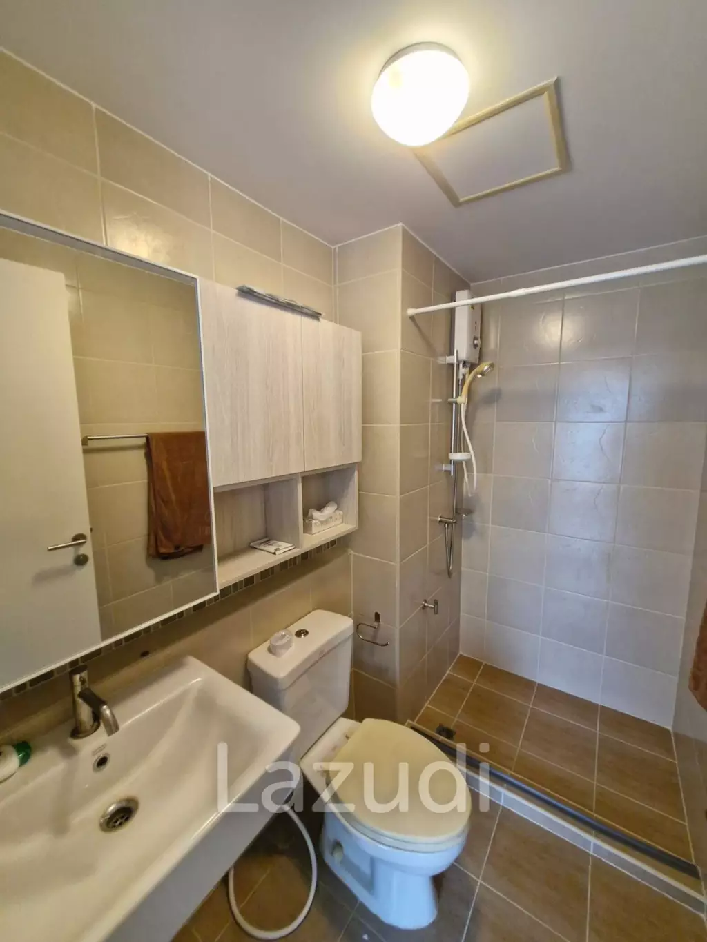 Koo Kieng: 1 Bedroom Condo with good Location!