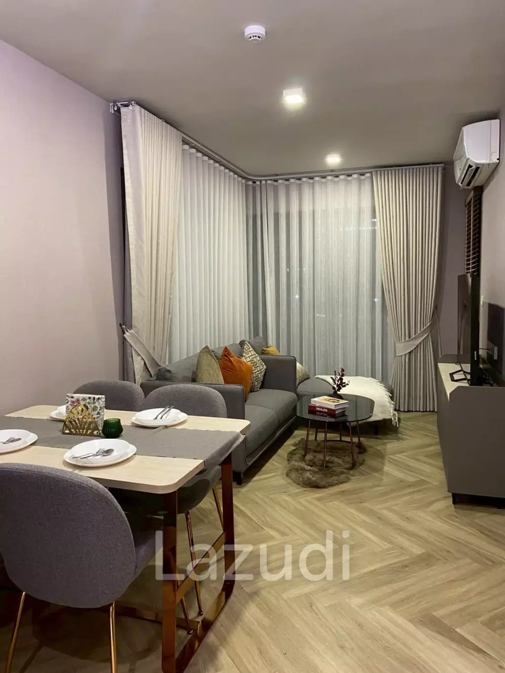 59 sqm 2 Bed Condo at Chapter Thonglor 25, Khlong Tan Nuea Bangkok