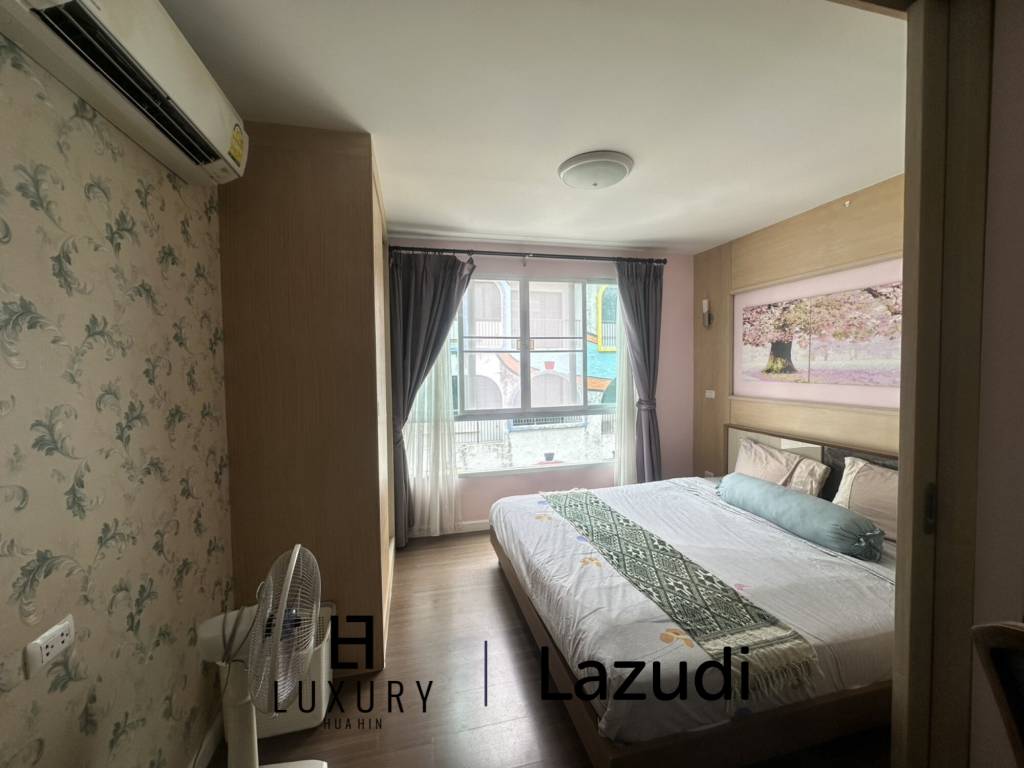 I-M Em Hua Hin: Convenient Beachside Location