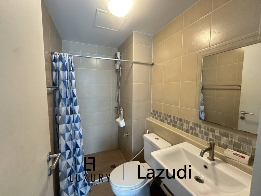 I-M Em Hua Hin: Convenient Beachside Location