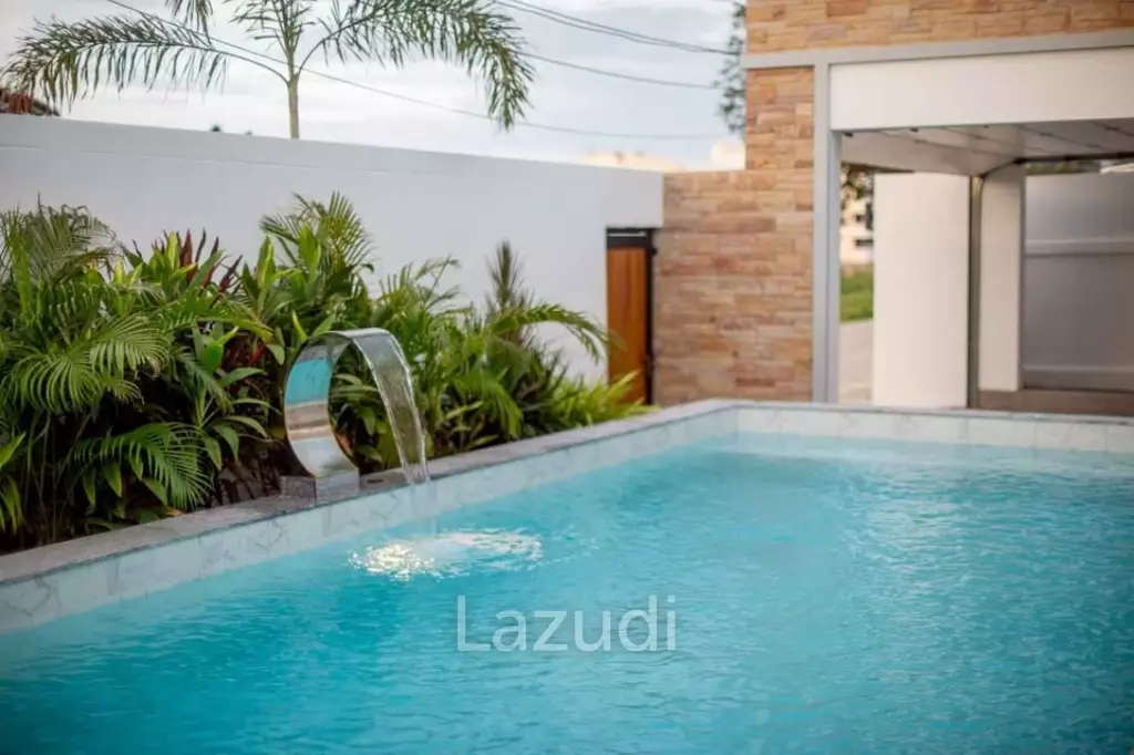 BONAIR: PET FRIENDLY 3 Bedroom Luxury Modern Pool Villa