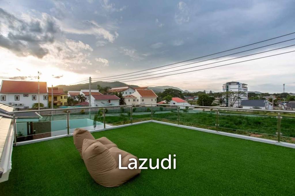 BONAIR: PET FRIENDLY 3 Bedroom Luxury Modern Pool Villa