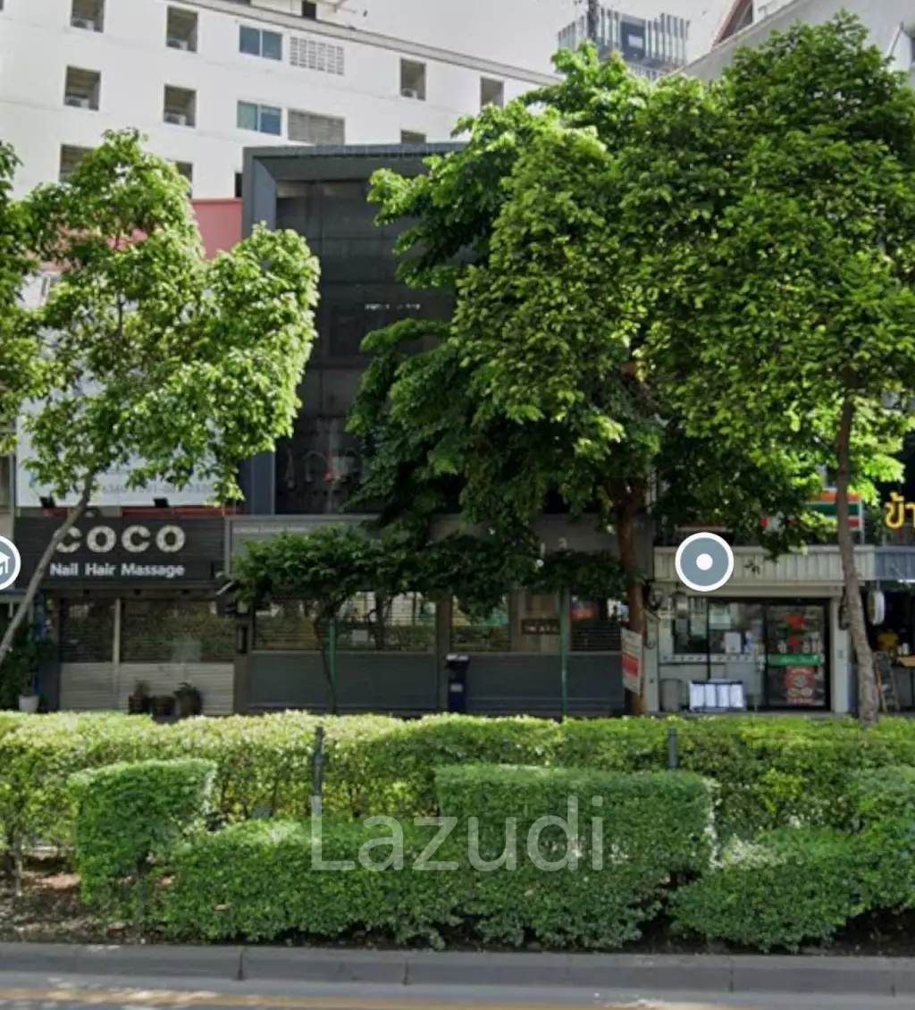 Very Rare Opportunity Shophouse For Sale on Main Road Sukhumvit 61 - Beside Major Ekkamai and Shops