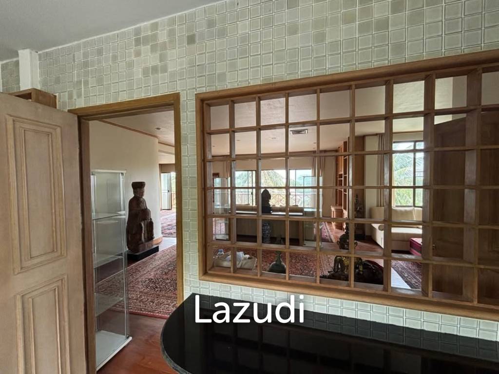 PALM HILLS CONDO ( FOREIGNER QUOTA )   : 2 bed condo  with open views