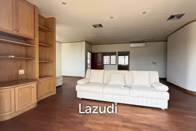 PALM HILLS CONDO ( FOREIGNER QUOTA )   : 2 bed condo  with open views