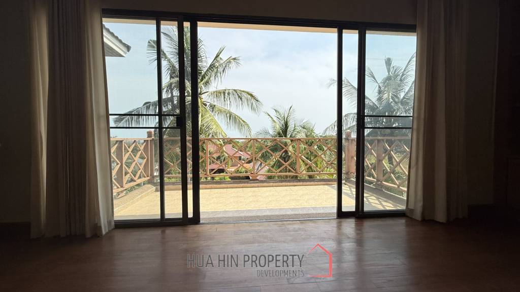 LOW-RISE 130 SQM. CONDO FOR SALE IN PALM HILLS GOLF CLUB