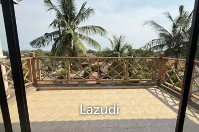 PALM HILLS CONDO ( FOREIGNER QUOTA )   : 2 bed condo  with open views