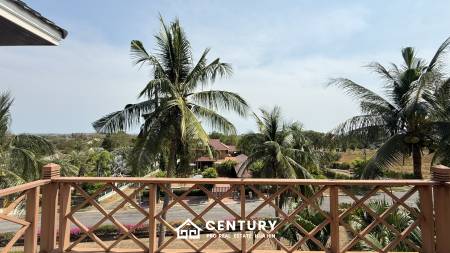 LOW-RISE 130 SQM. CONDO FOR SALE IN PALM HILLS GOLF CLUB