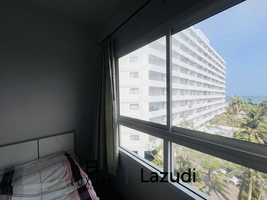 High-floor 1 Bedroom Condo at The Trust Condo