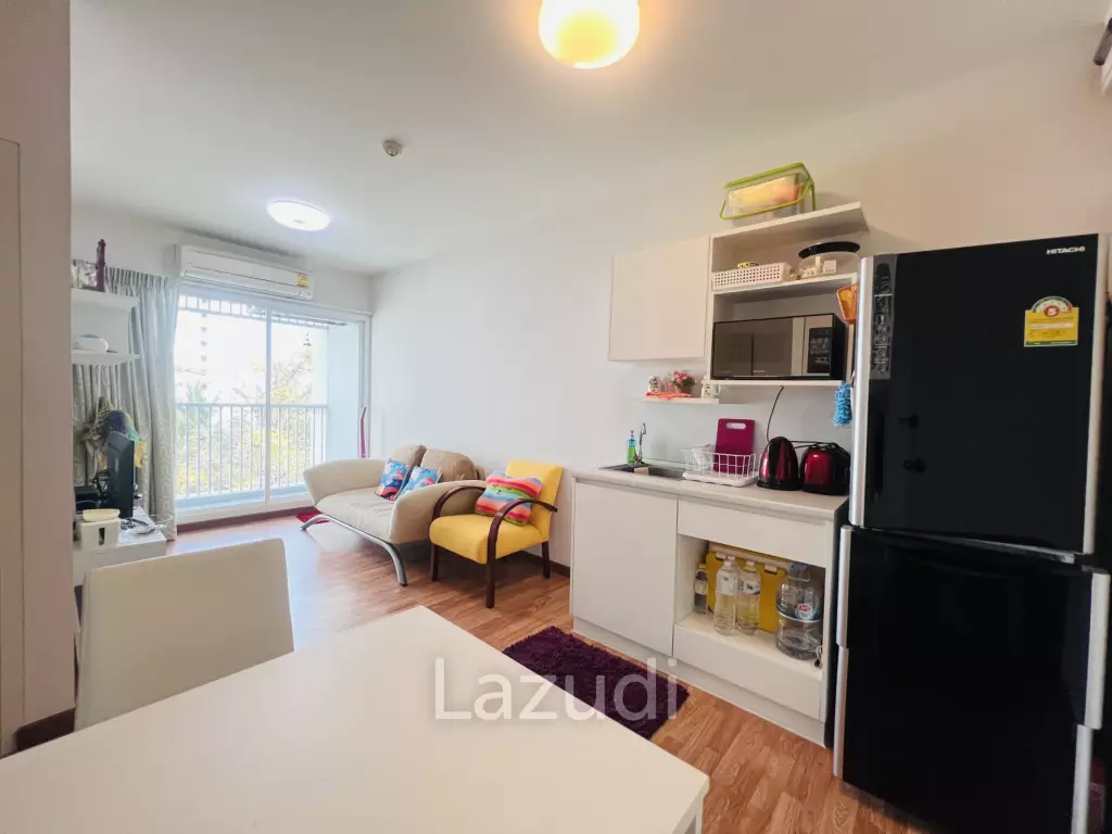 High-floor 1 Bedroom Condo at The Trust Condo