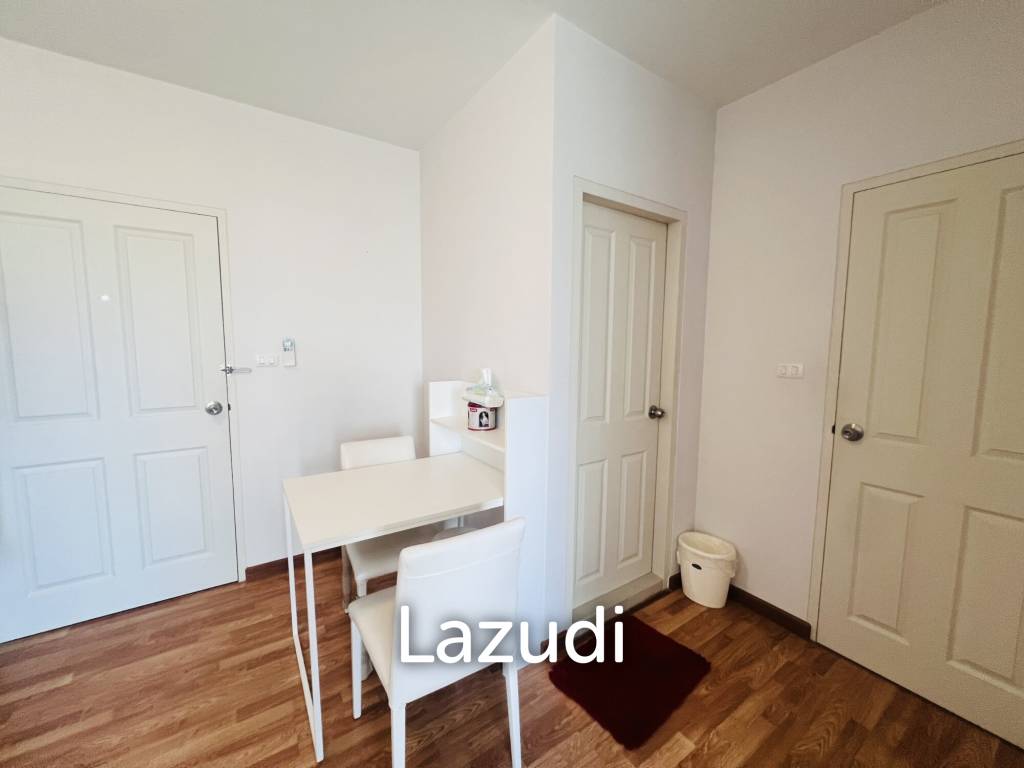 High-floor 1 Bedroom Condo at The Trust Condo