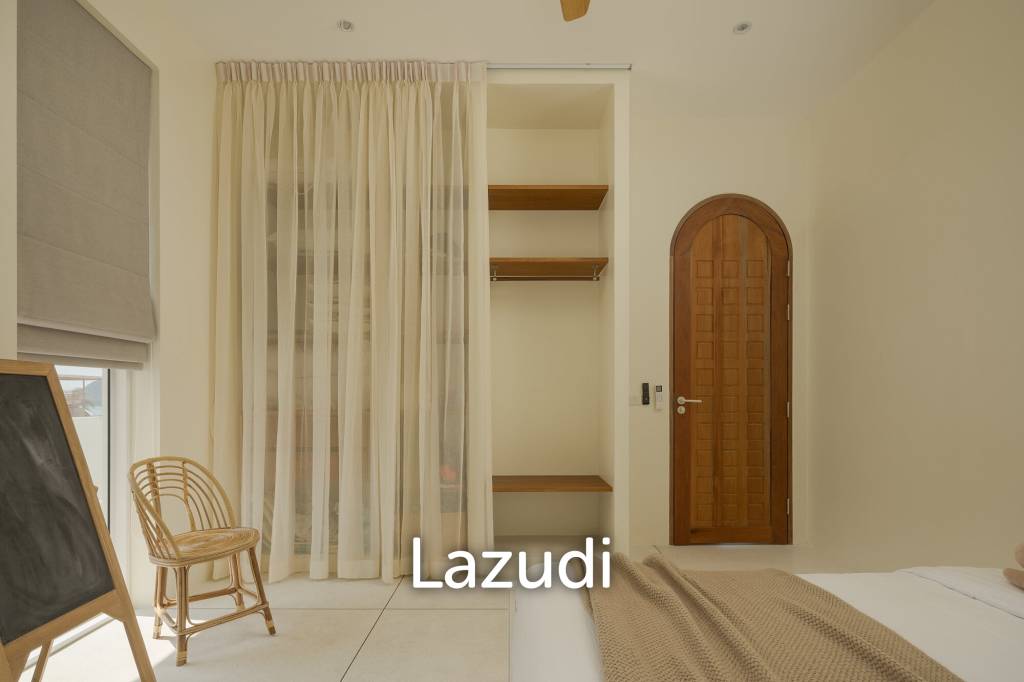 Beachside 5-Bedroom Villa in the Heart of Koh Phangan
