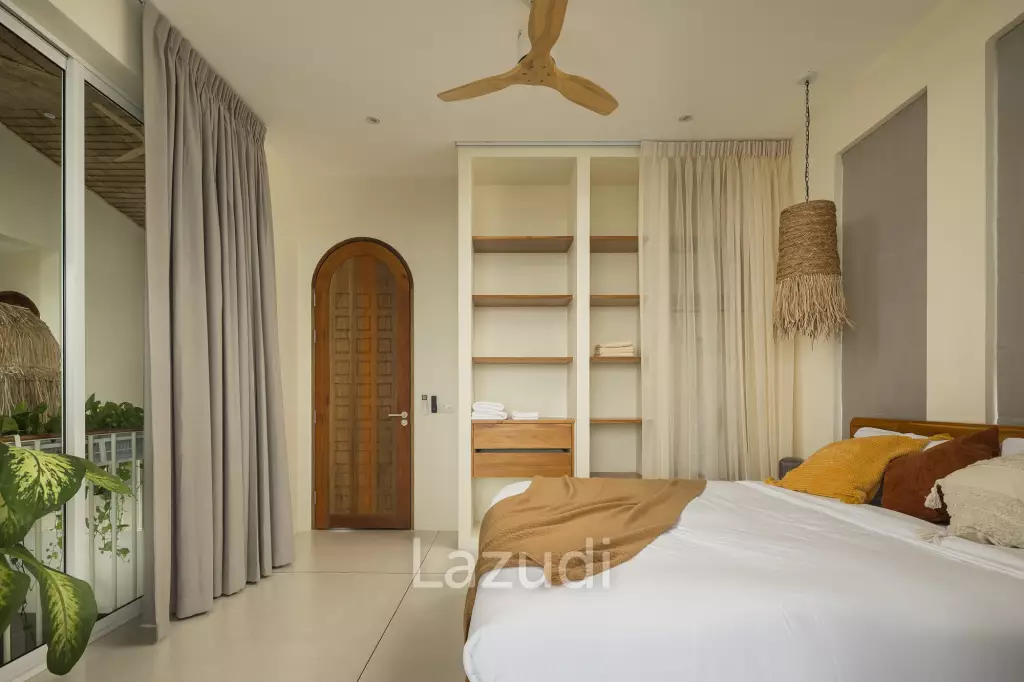 Beachside 5-Bedroom Villa in the Heart of Koh Phangan