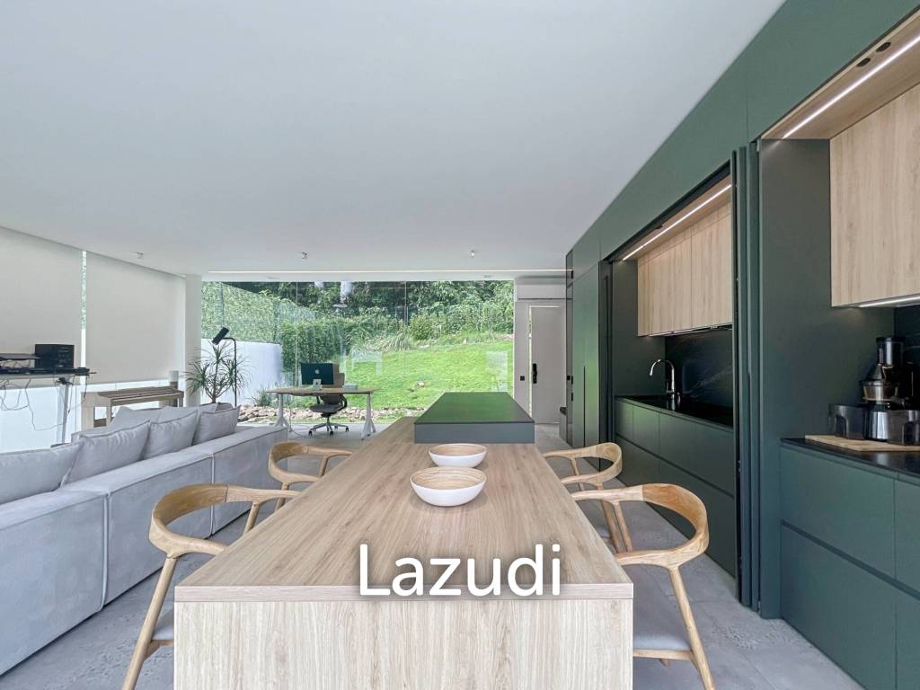 Ultra-Modern Forest Retreat: New Hi-Tech Minimalistic Villa