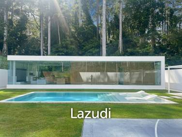 Ultra-Modern Forest Retreat: New Hi-Tech Minimalistic Villa