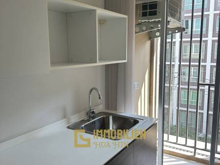 5. Stock / separates Schlafzimmer / Balkon