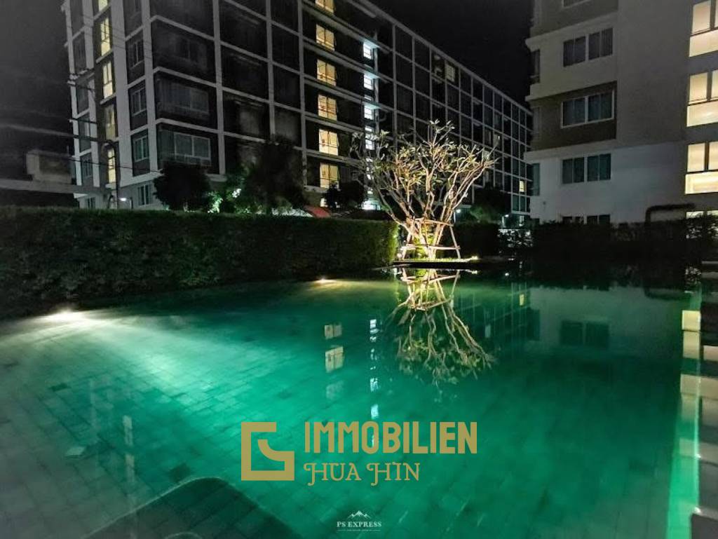 5. Stock / separates Schlafzimmer / Balkon