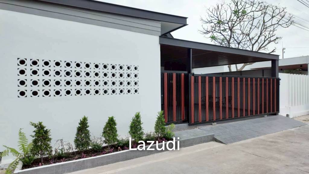 3 Bedroom 3 Bathroom 150 SQ.M. Renovated House In Pobsuk