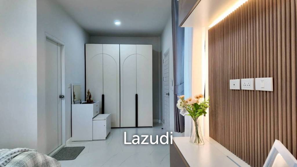 3 Bedroom 3 Bathroom 150 SQ.M. Renovated House In Pobsuk