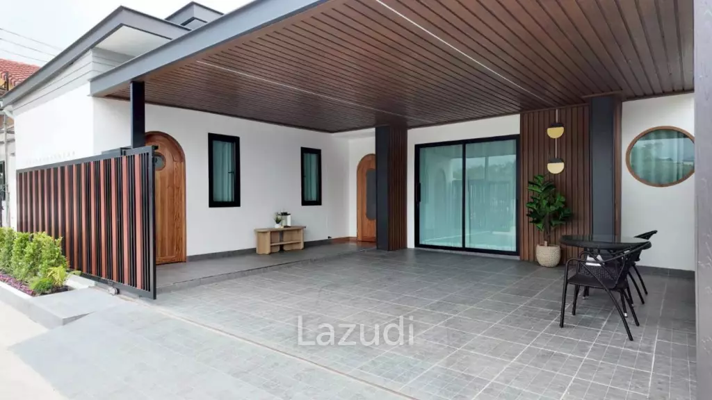 3 Bedroom 3 Bathroom 150 SQ.M. Renovated House In Pobsuk