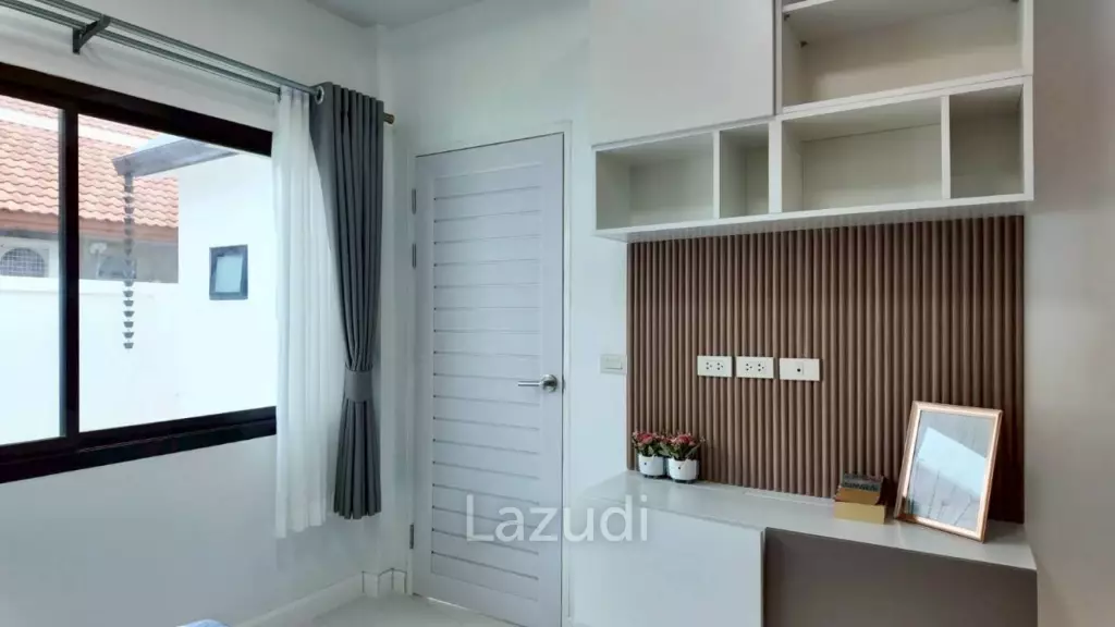 3 Bedroom 3 Bathroom 150 SQ.M. Renovated House In Pobsuk