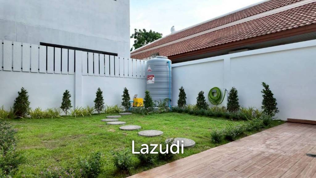3 Bedroom 3 Bathroom 150 SQ.M. Renovated House In Pobsuk