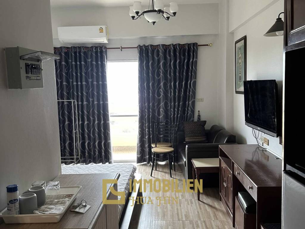 3. Stock / voll möbliert / Fitnessraum