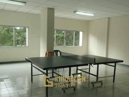 3. Stock / voll möbliert / Fitnessraum