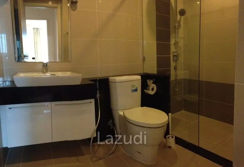 51.5 sqm condo on high floor in Bang Khlo Bangkok