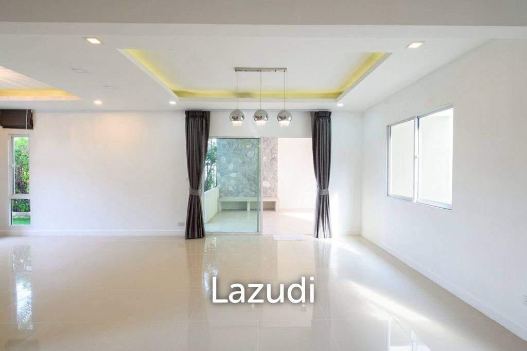 บ้านเดี่ยวโมเดิร์น 2 ชั้น 180 ตร.ม. พร้อมสวนส่วนตัว ทำเลห้วยใหญ่ พัทยา