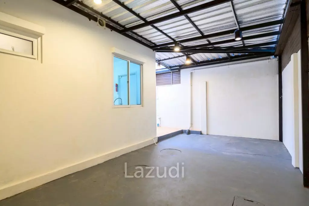 บ้านเดี่ยวโมเดิร์น 2 ชั้น 180 ตร.ม. พร้อมสวนส่วนตัว ทำเลห้วยใหญ่ พัทยา