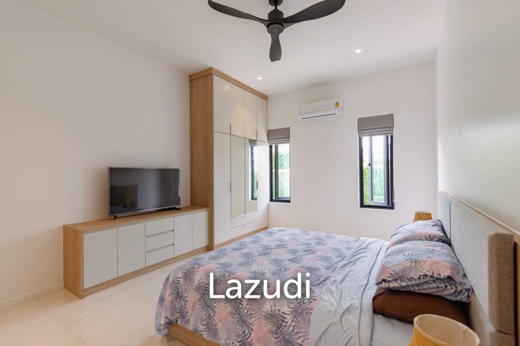 PARKLAND VILLA :  Modern  3 Bed Pool Villa with big land plot