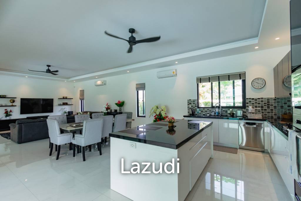 PARKLAND VILLA :  Modern  3 Bed Pool Villa with big land plot