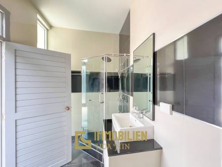 Privater Pool / 150 qm Wohnfläche / 3 Schlafzimmer