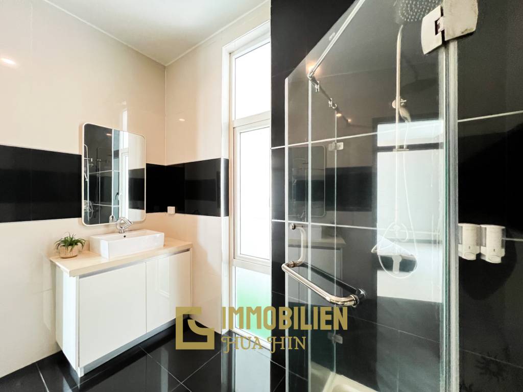 Privater Pool / 150 qm Wohnfläche / 3 Schlafzimmer