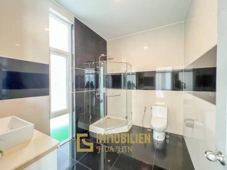 Privater Pool / 150 qm Wohnfläche / 3 Schlafzimmer