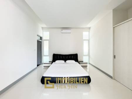 Privater Pool / 150 qm Wohnfläche / 3 Schlafzimmer