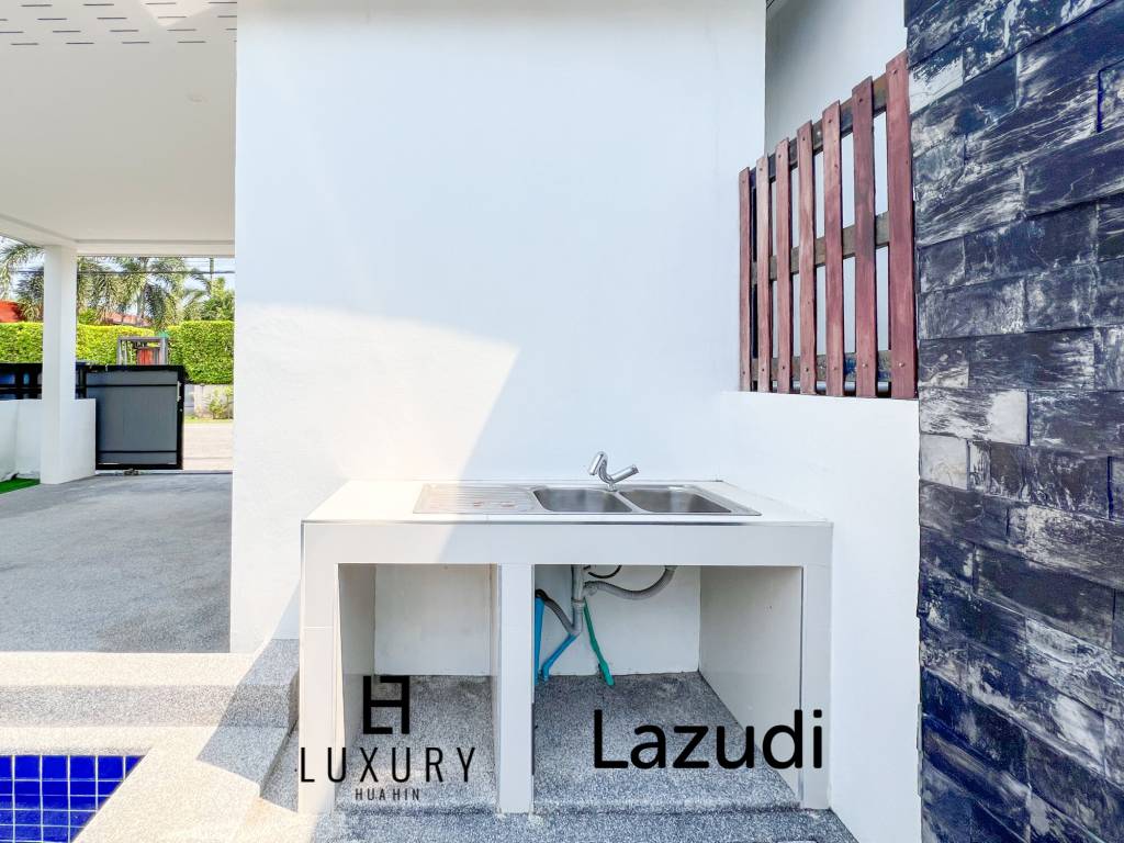 Modern 3Bedroom Pool Villa in Black Lotus  Thap Tai Hua Hin