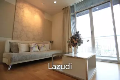 70 sqm high floor 1 bedroom condo at Urbana Sathorn Bangkok