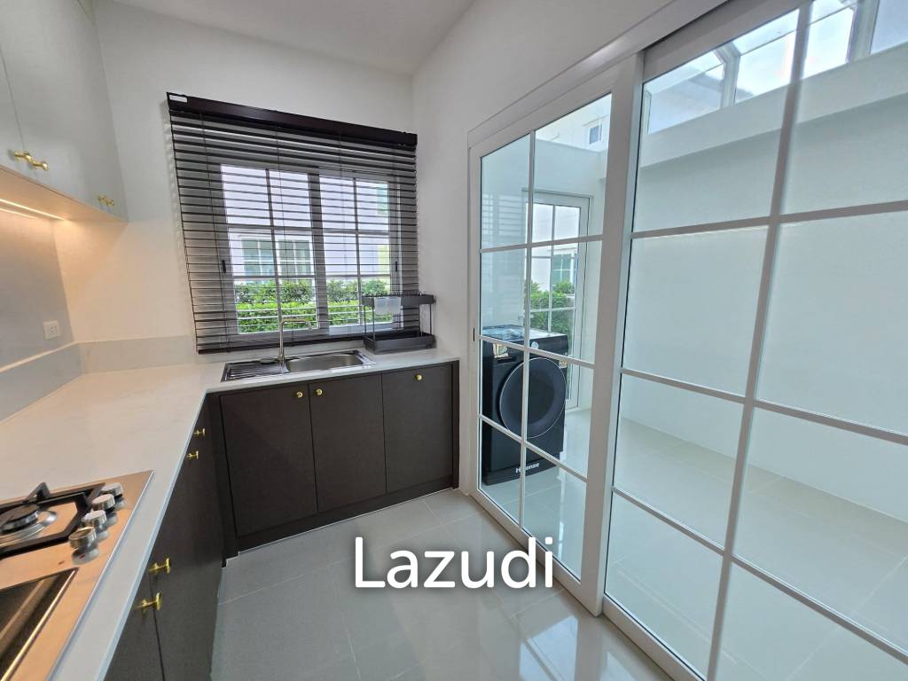 163 sqm modern detached house Grandio Bangna KM.5 Bang Plee