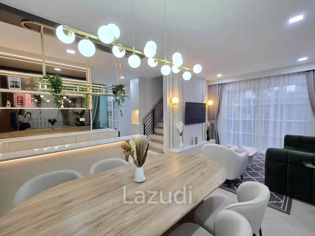 163 sqm modern detached house Grandio Bangna KM.5 Bang Plee