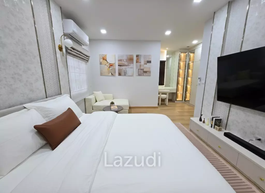 163 sqm modern detached house Grandio Bangna KM.5 Bang Plee
