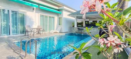 PRIME LOCATION 3 BED VILLA ON SOI 102